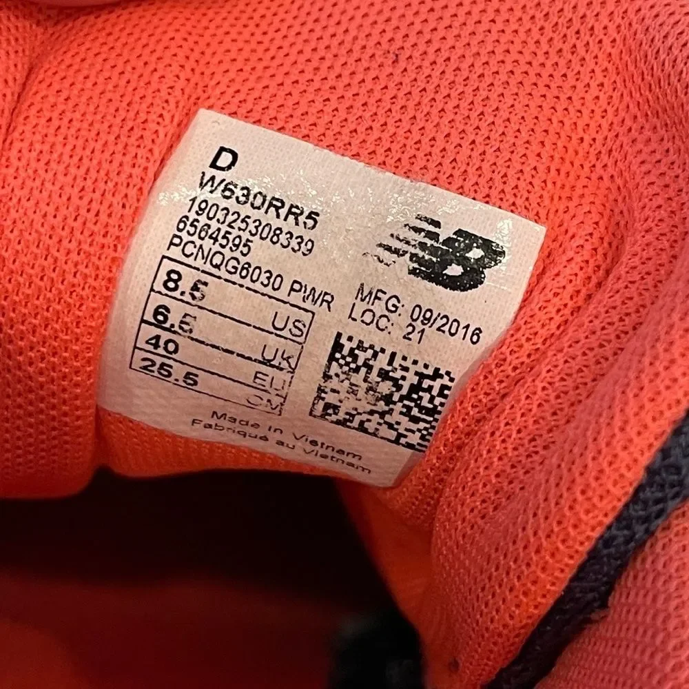 New Balance Gray & Orange Lace Up Athletic Sneaker Shoes Size 8.5